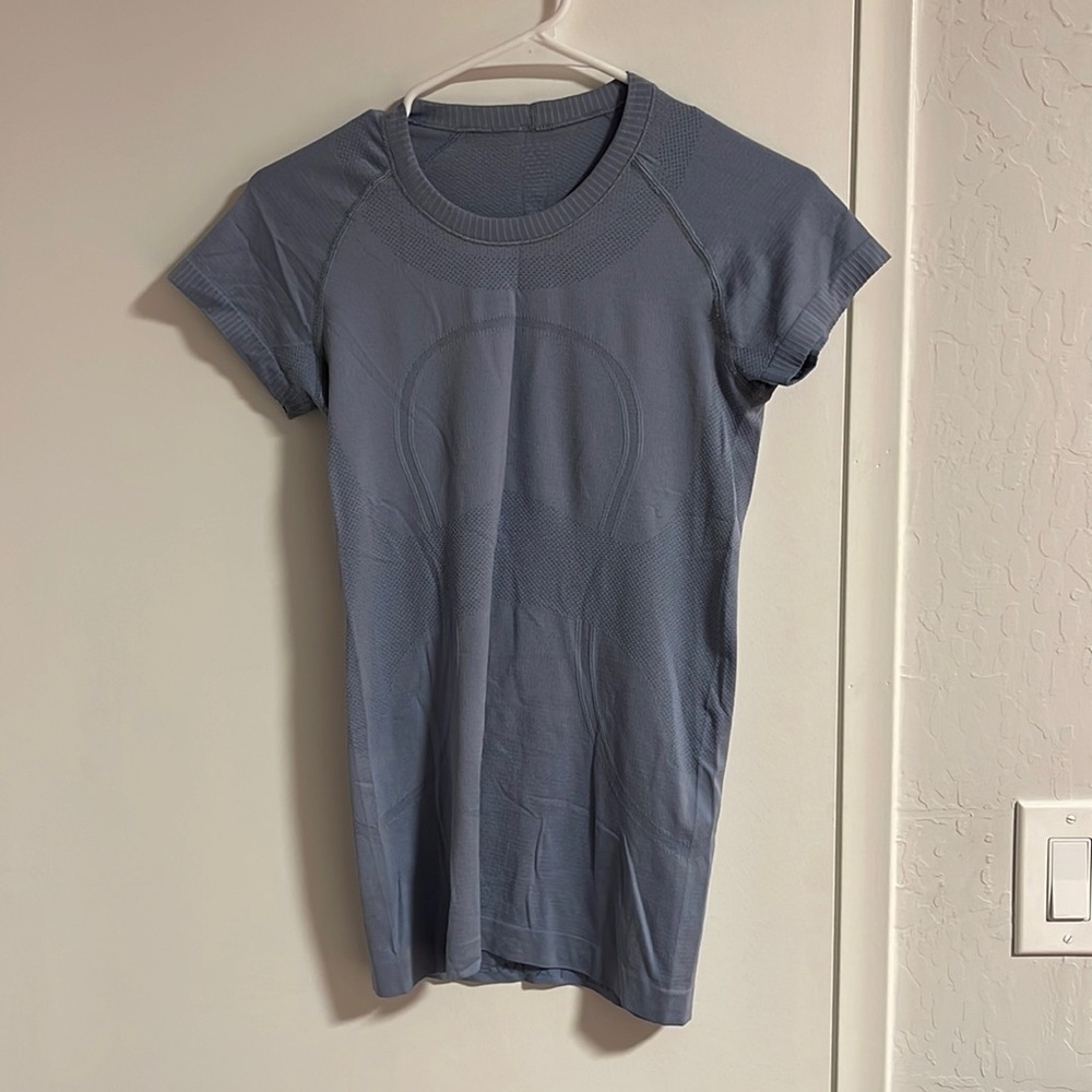 Lululemon run swiftly top